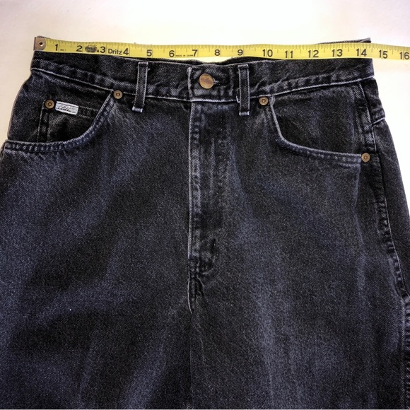 80’s Chic Jeans Ultra High-Rise Tapered Leg Black (28) - Picture 8 of 17